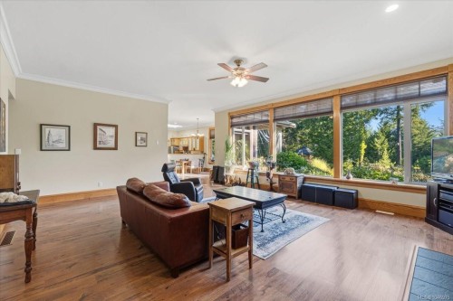 1205 Spider Lake Rd, Qualicum Beach, BC 