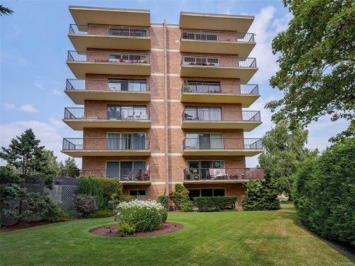 #601-36 South Turner St  Victoria, BC V8V 2J6