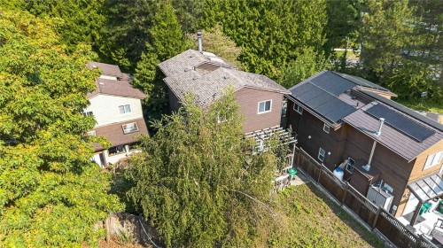 4 Demos Pl, View Royal, BC 