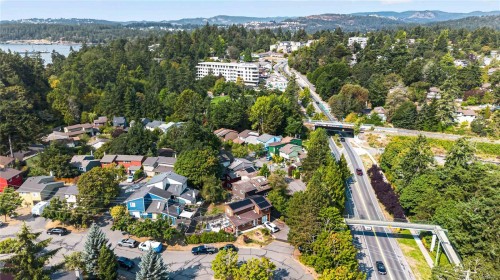 4 Demos Pl, View Royal, BC 