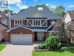 6192 RAVINE WAY Ottawa, ON K1C 2W4