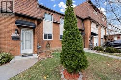 6384 THORNBERRY CRESCENT Windsor, ON N8T 3A2