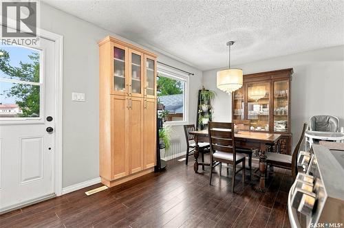 317 Simon Fraser Crescent, Saskatoon, SK - Indoor Photo Showing Dining Room