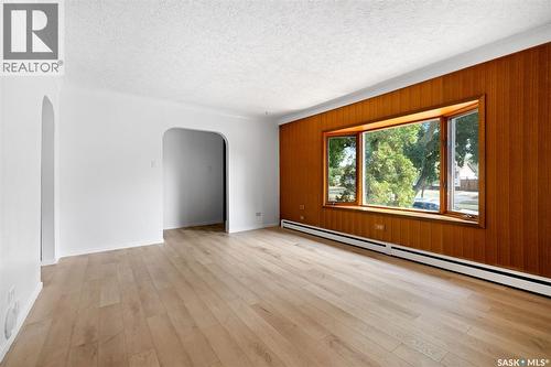 616 Broadway Avenue E, Regina, SK - Indoor Photo Showing Other Room