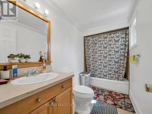3079 Bartholomew Crescent, Mississauga, ON - Indoor Photo Showing Bathroom