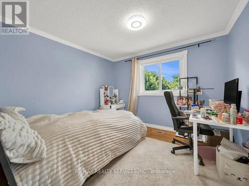 3079 Bartholomew Crescent, Mississauga, ON - Indoor Photo Showing Bedroom