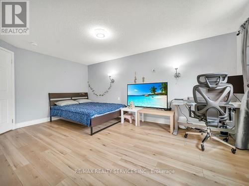3079 Bartholomew Crescent, Mississauga, ON - Indoor Photo Showing Bedroom