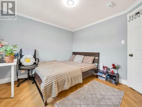 3079 Bartholomew Crescent, Mississauga, ON - Indoor Photo Showing Bedroom