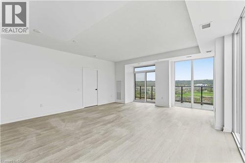 2782 Barton Street E Unit# 1406, Hamilton, ON - Indoor Photo Showing Other Room
