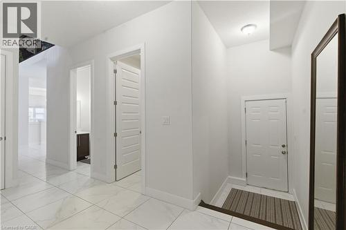 2000 Maddex Way, London, ON - Indoor Photo Showing Other Room