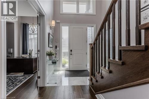 72 Pond View Gate, Waterdown, ON - Indoor Photo Showing Other Room
