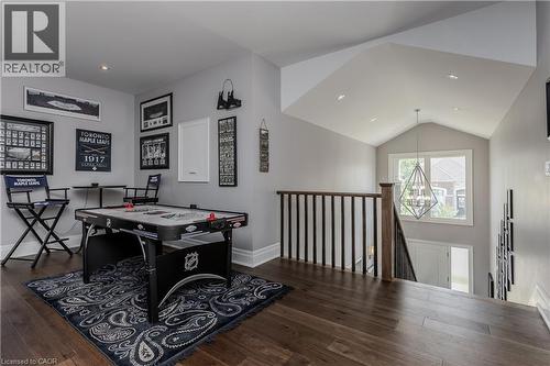 72 Pond View Gate, Waterdown, ON - Indoor Photo Showing Other Room