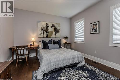 72 Pond View Gate, Waterdown, ON - Indoor Photo Showing Bedroom