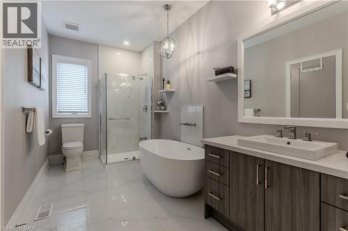 72 Pond View Gate, Waterdown, ON - Indoor Photo Showing Bathroom