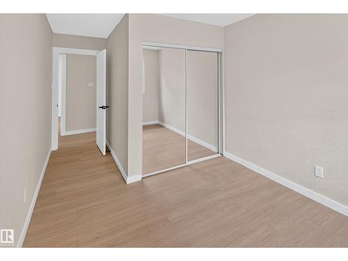 175 Centennial Ct Nw, Edmonton, AB - Indoor Photo Showing Other Room