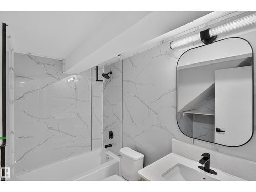 175 Centennial Ct Nw, Edmonton, AB - Indoor Photo Showing Bathroom