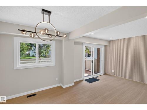 175 Centennial Ct Nw, Edmonton, AB - Indoor Photo Showing Other Room