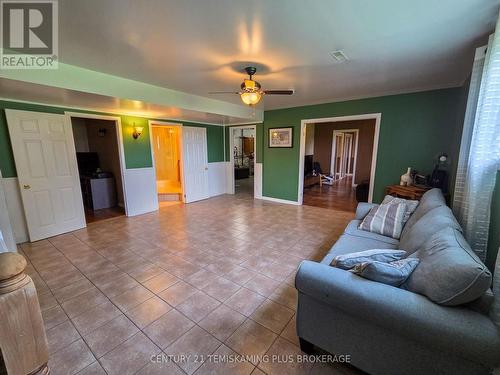 045090 Highway 562, Timiskaming (Tim - Outside - Rural), ON - Indoor