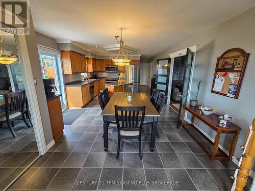 045090 Highway 562, Timiskaming (Tim - Outside - Rural), ON - Indoor Photo Showing Dining Room