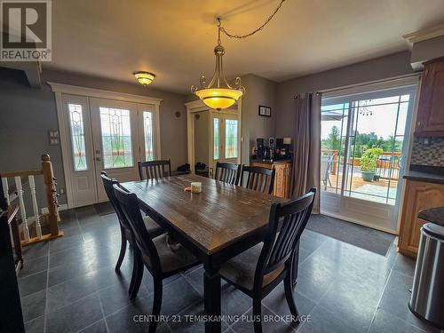 045090 Highway 562, Timiskaming (Tim - Outside - Rural), ON - Indoor Photo Showing Dining Room