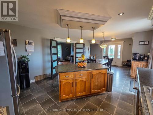045090 Highway 562, Timiskaming (Tim - Outside - Rural), ON - Indoor Photo Showing Other Room