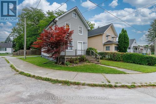 4317 BUTTREY STREET  Niagara Falls (Downtown), ON L2E 2X1