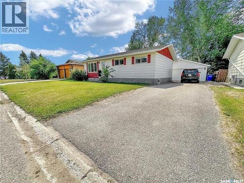 219 4Th Avenue, Whitewood, SK - Outdoor