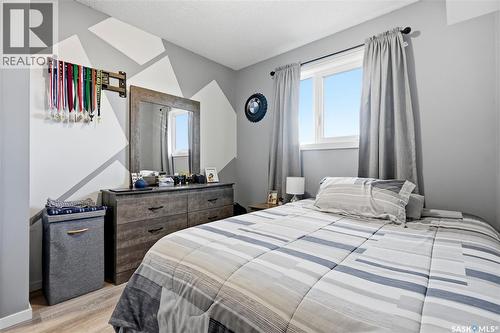 468 Berini Drive, Saskatoon, SK - Indoor Photo Showing Bedroom