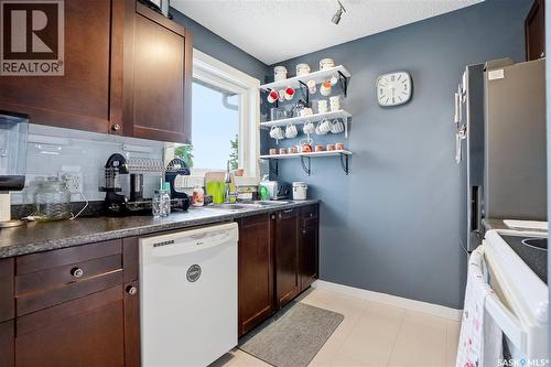468 Berini Drive, Saskatoon, SK - Indoor Photo Showing Kitchen
