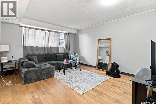 7110-7112 Dewdney Avenue, Regina, SK 