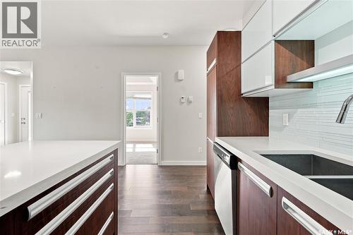 106 2315 Mcclocklin Road, Saskatoon, SK - Indoor Photo Showing Kitchen