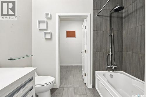 106 2315 Mcclocklin Road, Saskatoon, SK - Indoor Photo Showing Bathroom