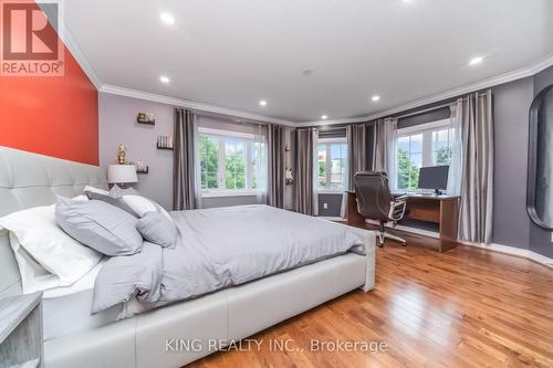 1427 Grossi Street, Mississauga, ON - Indoor Photo Showing Bedroom
