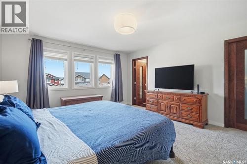 422 Pichler Crescent, Saskatoon, SK - Indoor Photo Showing Bedroom