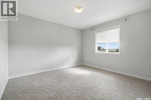 422 Pichler Crescent, Saskatoon, SK - Indoor Photo Showing Other Room