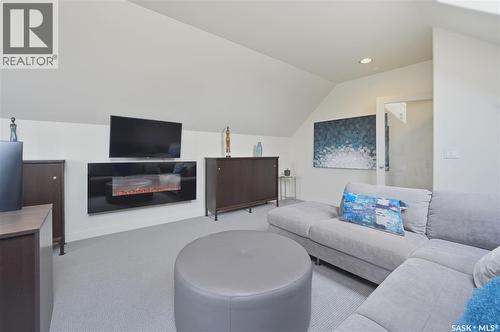 735 Wright Crescent, Saskatoon, SK - Indoor Photo Showing Living Room With Fireplace