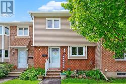 C - 1718 LAMOUREUX DRIVE Ottawa, ON K1E 2N2