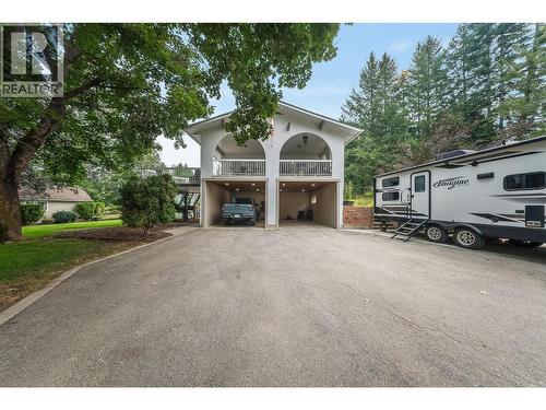 314 Webster Road, Fruitvale, BC - Outdoor
