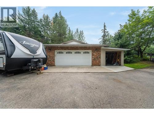 314 Webster Road, Fruitvale, BC - Outdoor