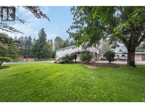 314 Webster Road, Fruitvale, BC - Outdoor