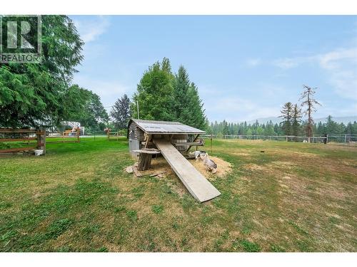 314 Webster Road, Fruitvale, BC - Outdoor