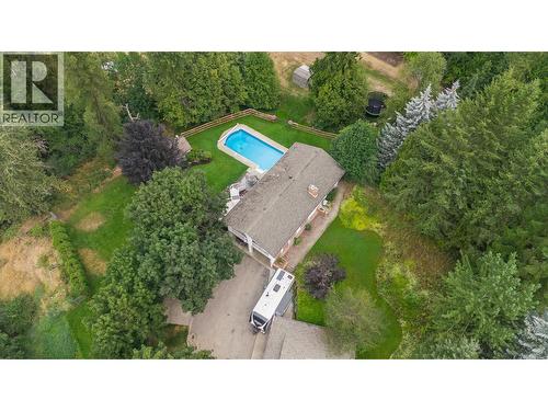 314 Webster Road, Fruitvale, BC - Outdoor With In Ground Pool With View