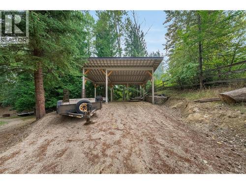 314 Webster Road, Fruitvale, BC - Outdoor