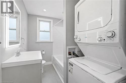 35 Centennial Parkway S, Hamilton, ON - Indoor Photo Showing Laundry Room