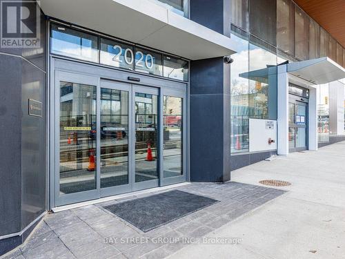 1812 - 2020 Bathurst Street, Toronto, ON - Outdoor