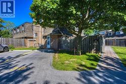 7 VIKING Court Unit# 404 Grimsby, ON L3M 3T8