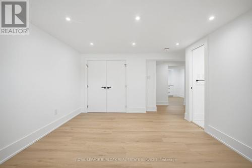 1379 Christina Court, Burlington, ON - Indoor Photo Showing Other Room