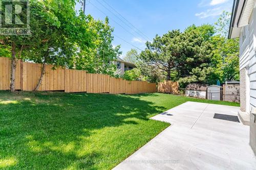 1379 Christina Court, Burlington, ON - Outdoor