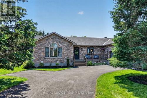 1550 Stanleyfield Crescent, Ottawa, ON - Outdoor