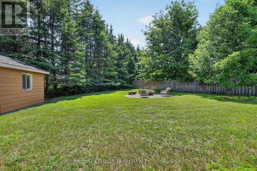 1550 Stanleyfield Crescent, Ottawa, ON - Outdoor